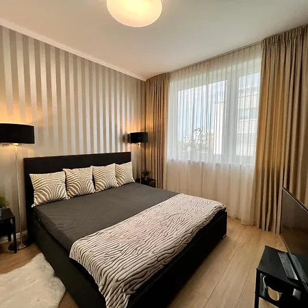 Luxusny Apartman S Parkovanim