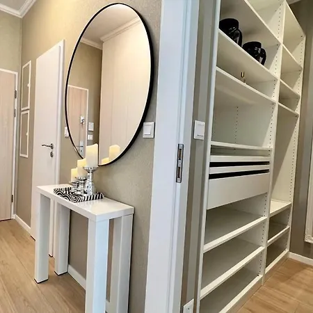 Luxusny Apartman S Parkovanim Miloslavov