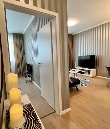Luxusny Apartman S Parkovanim Miloslavov